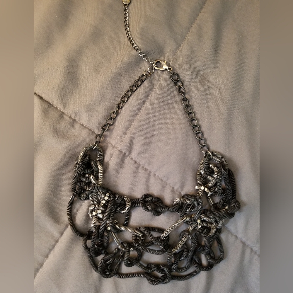 VERA WANG Necklace